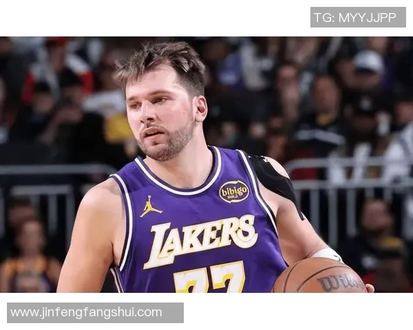 历史第一也白费！詹皇刷爆纪录东契奇破50年队史，却敌不过纽约一群狼